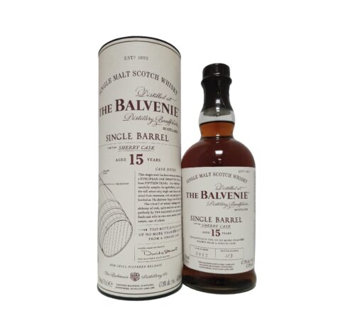 The Balvenie 15 ans Sherry Cask : Une bouche riche avec des notes élégantes de chêne et d'épices subtiles. Un whisky unique aux notes élégantes !