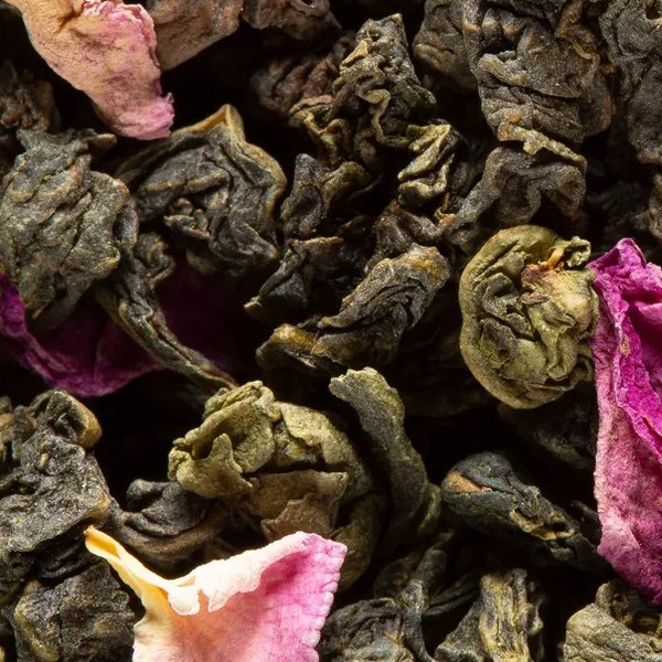 Une alternance élégante de notes végétales, florales et fruitées rythme cette infusion, qui se révèle subtile, équilibrée et d’une grande harmonie.