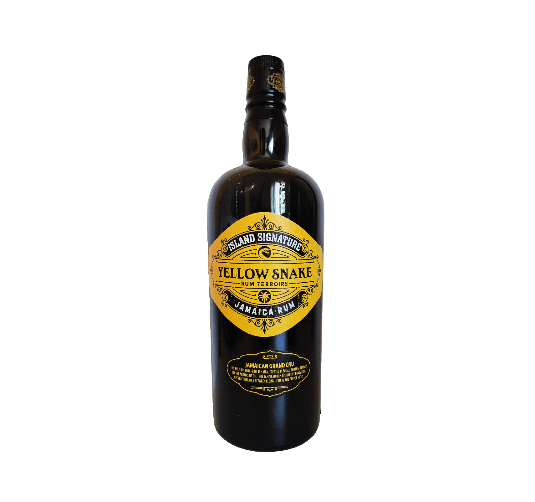 Yellow Snake incarne la Jamaïque dans toute son intensité : un rhum ambré au caractère sec, épicé et puissant, porté par une palette aromatique vibrante et expressive.