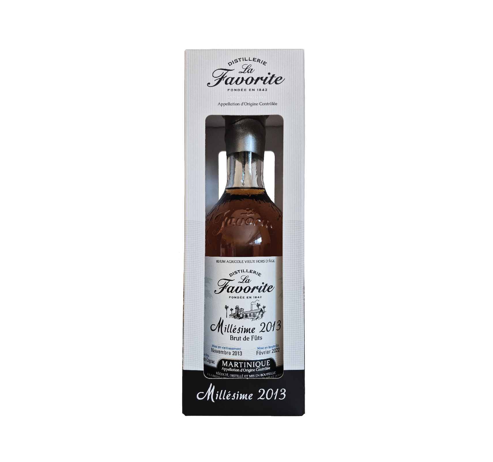 La Favorite Millésime 2013 – Édition 2022 est un rhum agricole hors d’âge, brut de fût, vieilli près de 9 ans en ex‑bourbon et ex‑cognac.